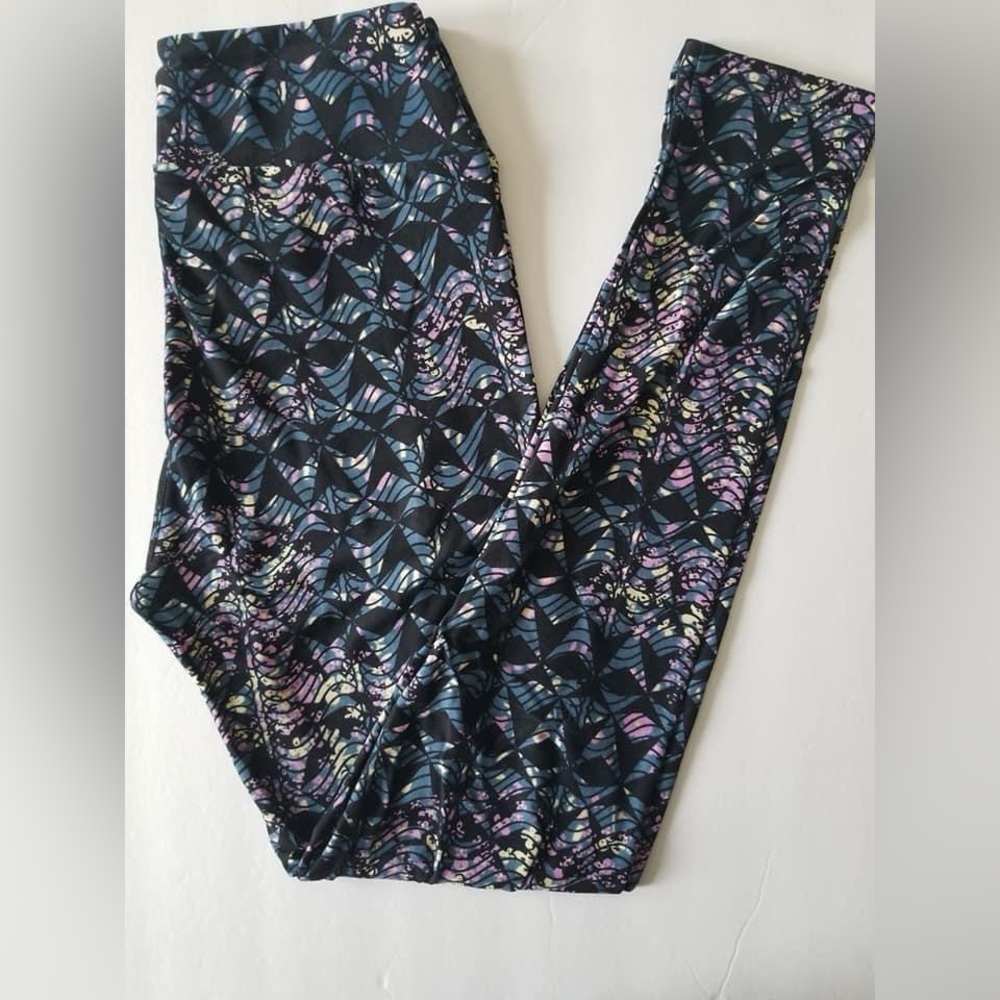 Women’s OS LuLaRoe floral pattern leggings
